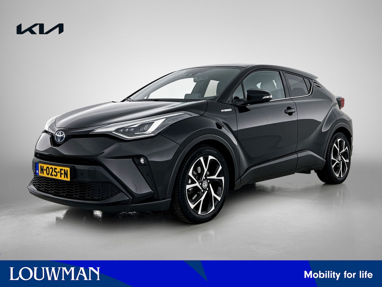 Toyota C-HR - 1.8 Hybrid Style | NL auto | Blindspot Monitor | Navigatie | Parkeercamera | Trekhaak | - AutoWereld.nl