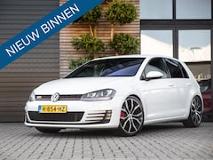 Volkswagen Golf - 2.0 GTI Performance Leer Keyless Stoelv