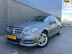 Mercedes-Benz C-klasse - 180 Business Class Avantgarde/Nieuwstaat/Dealer onderhouden
