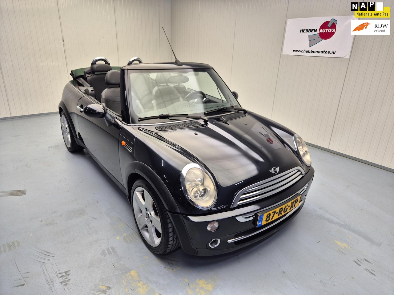 MINI Cabrio - Mini 1.6 Cooper Chili Airco Leer Cruise Control Alu Velgen Pdc - AutoWereld.nl
