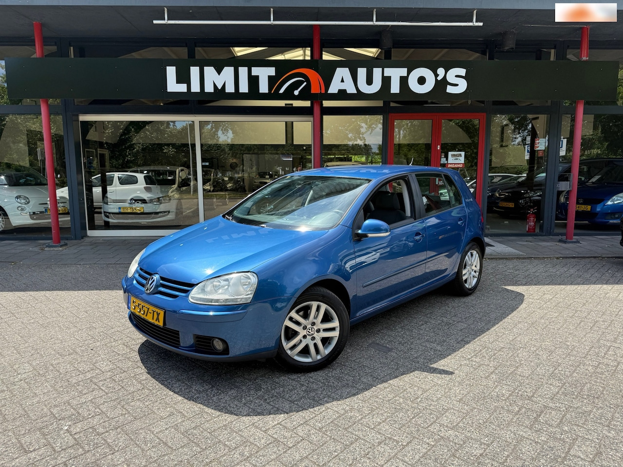 Volkswagen Golf - 1.6 FSI Trendline Climate/Navi/Pdc/Cruise/El.ramen/6bak/Lmv/Apk - AutoWereld.nl