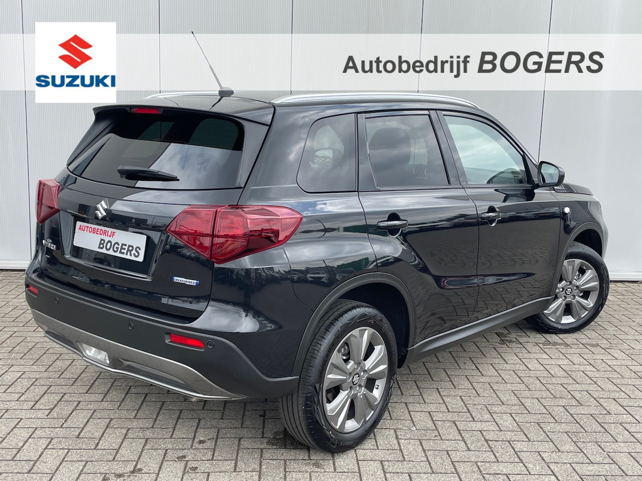 Suzuki Vitara - 1.4 Boosterjet Select Smart Hybrid Navigatie, Climate Control, Adaptive Cruise Control, 17 - AutoWereld.nl