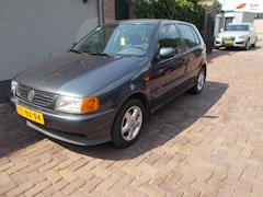 Volkswagen Polo - 1.6 5drs ..automaat 149 dkm nap apk 26-06-2026