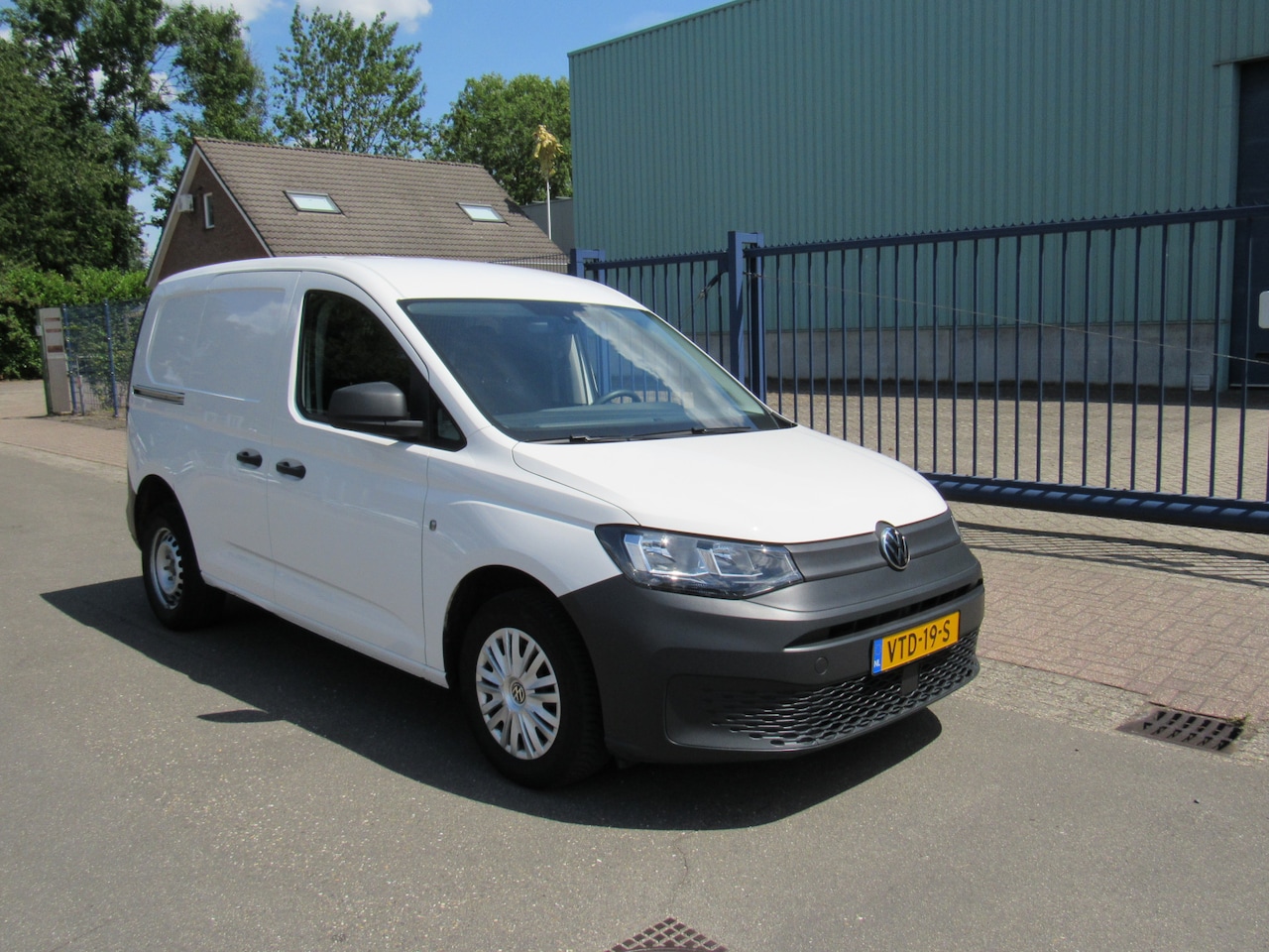Volkswagen Caddy Cargo - 2.0 TDI Economy Business Airco - AutoWereld.nl