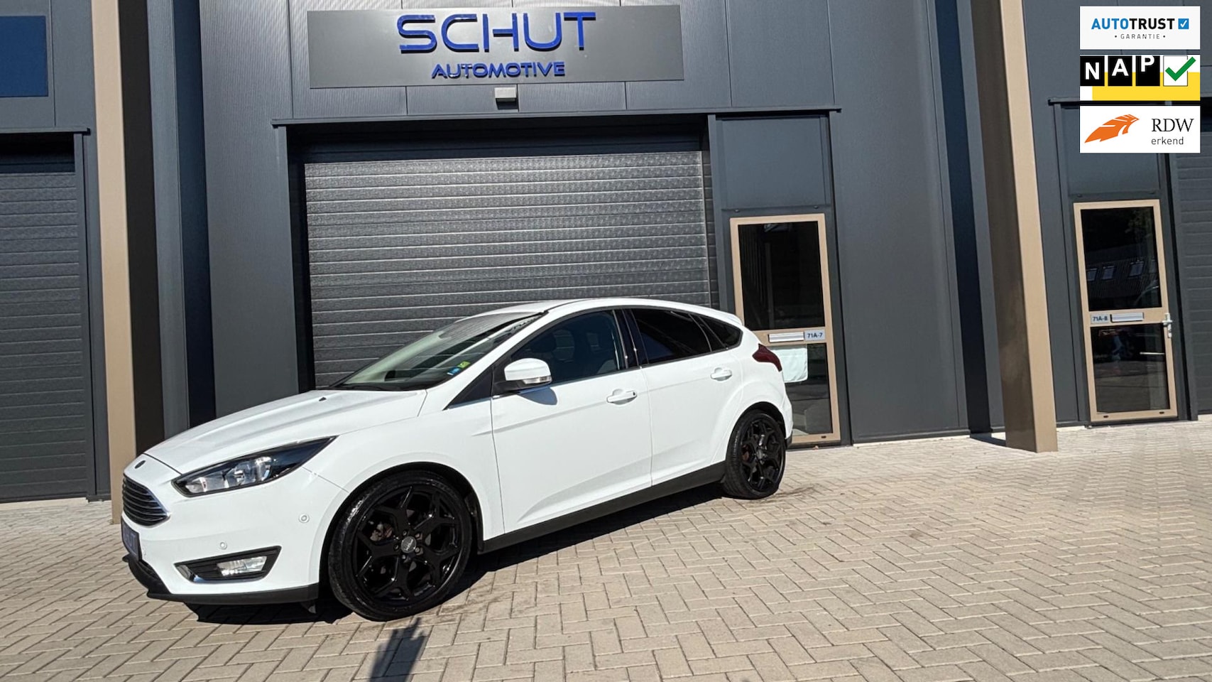 Ford Focus - 125pk Titanium Edition SPORT | NAVI | CLIMA | STOELVERWARMING | APP | STUURVERWARMING | PD - AutoWereld.nl