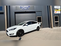 Ford Focus - 125pk Titanium Edition SPORT | NAVI | CLIMA | STOELVERWARMING | APP | STUURVERWARMING | PD