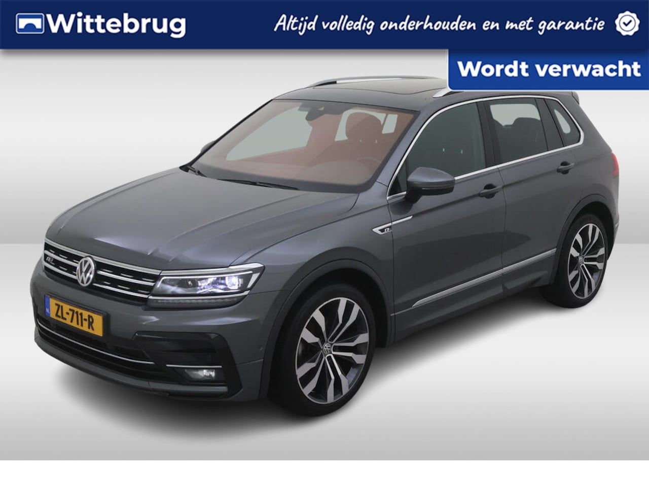 Volkswagen Tiguan - 1.5 TSI 150pk Highline Business R- Line DSG Automaat Panoramadak / LED / Navigatie / Camer - AutoWereld.nl