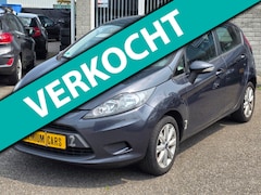 Ford Fiesta - 1.25 Ghia Airco / Zuinig / Onderhouden