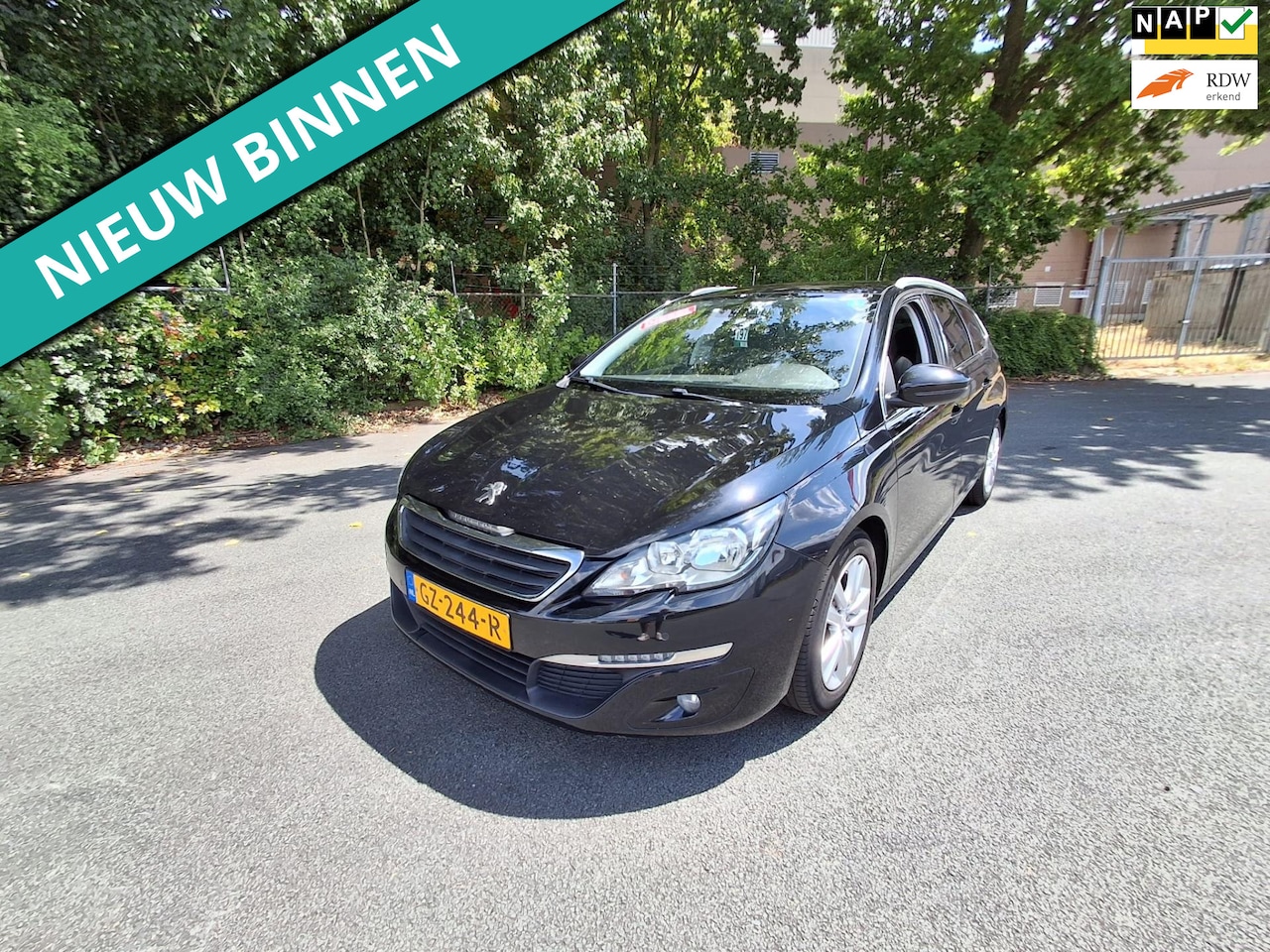 Peugeot 308 SW - 1.6 BlueHDI Blue Lease Executive Pack NETTE AUTO RIJDT EN SCHAKELT GOED - AutoWereld.nl