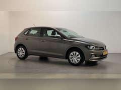 Volkswagen Polo - 1.0 TSI Comfortline Parkeersensoren Navigatie DAB+ App-Connect