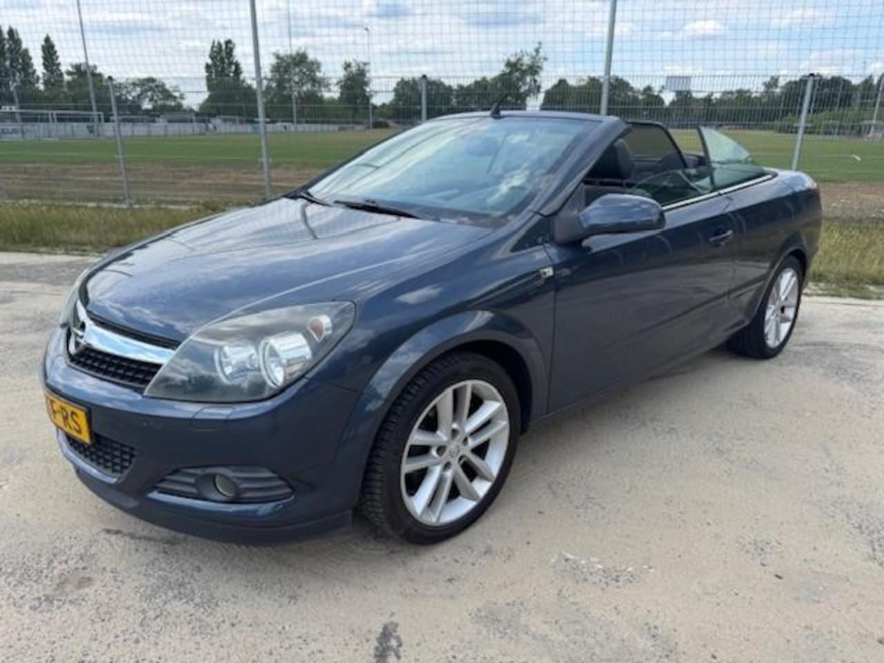 Opel Astra TwinTop - 1.8 Cosmo APK 03-07-2026 - AutoWereld.nl