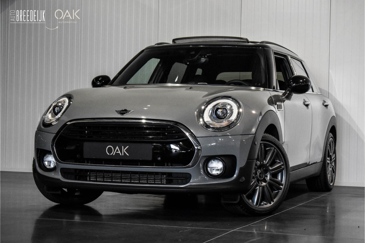 MINI Clubman - Mini 1.5 Cooper Chili Aut. | Navigatie | Panorama | Lounge Leder | Camera | 19"LM | Moonwa - AutoWereld.nl