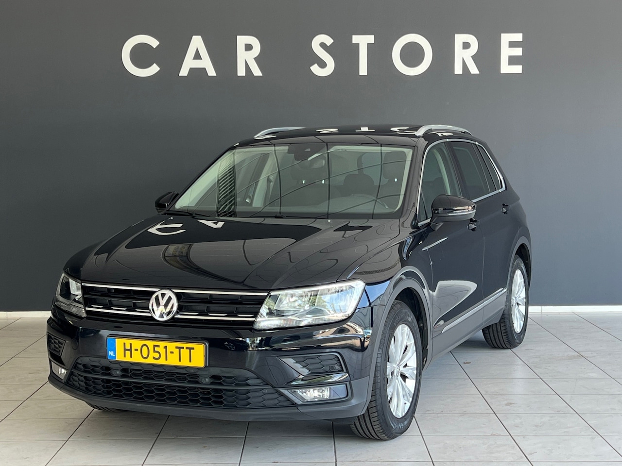 Volkswagen Tiguan - 1.5 TSI ACT Comfortline Business PANORAMADAK - AutoWereld.nl