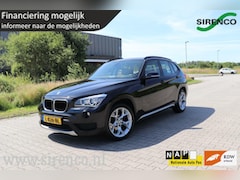 BMW X1 - xDrive18d High Executive dct android auto/carplay panoramadak trekhaak stoelverwarming cli