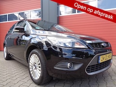Ford Focus - 1.6 Titanium 101PK Clima Cruise LMV Trekhaak NL-Auto