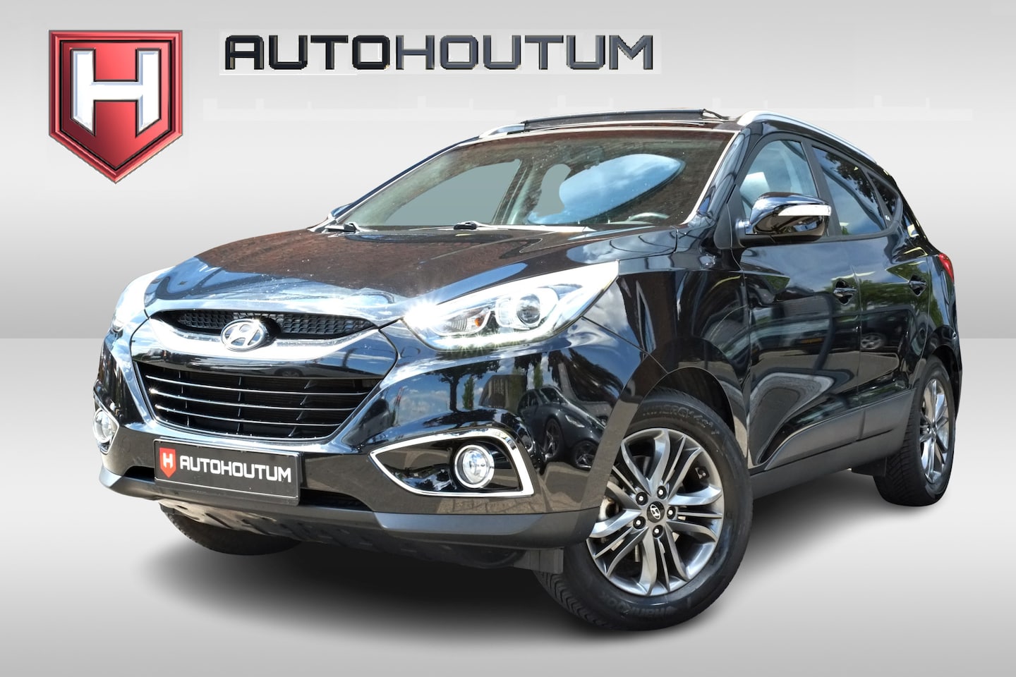 Hyundai ix35 - 1.6i GDI i-Vision Panoramadak, Achteruitrijcamera, Trekhaak, Navigatie - AutoWereld.nl