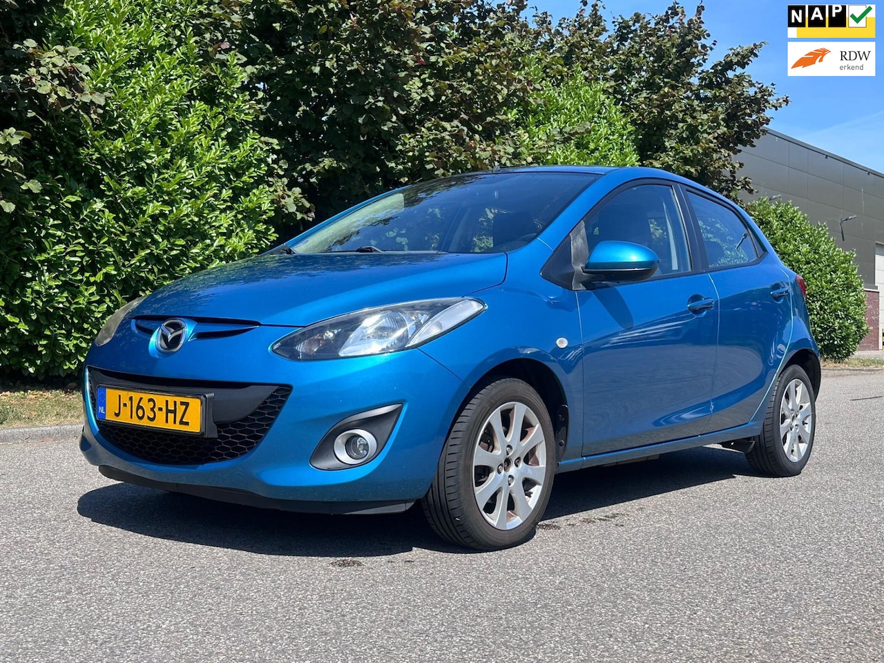 Mazda 2 - 1.3 TS Plus 5DR*Stoelverwarming*Airco*LM velgen*Nieuwe APK* - AutoWereld.nl