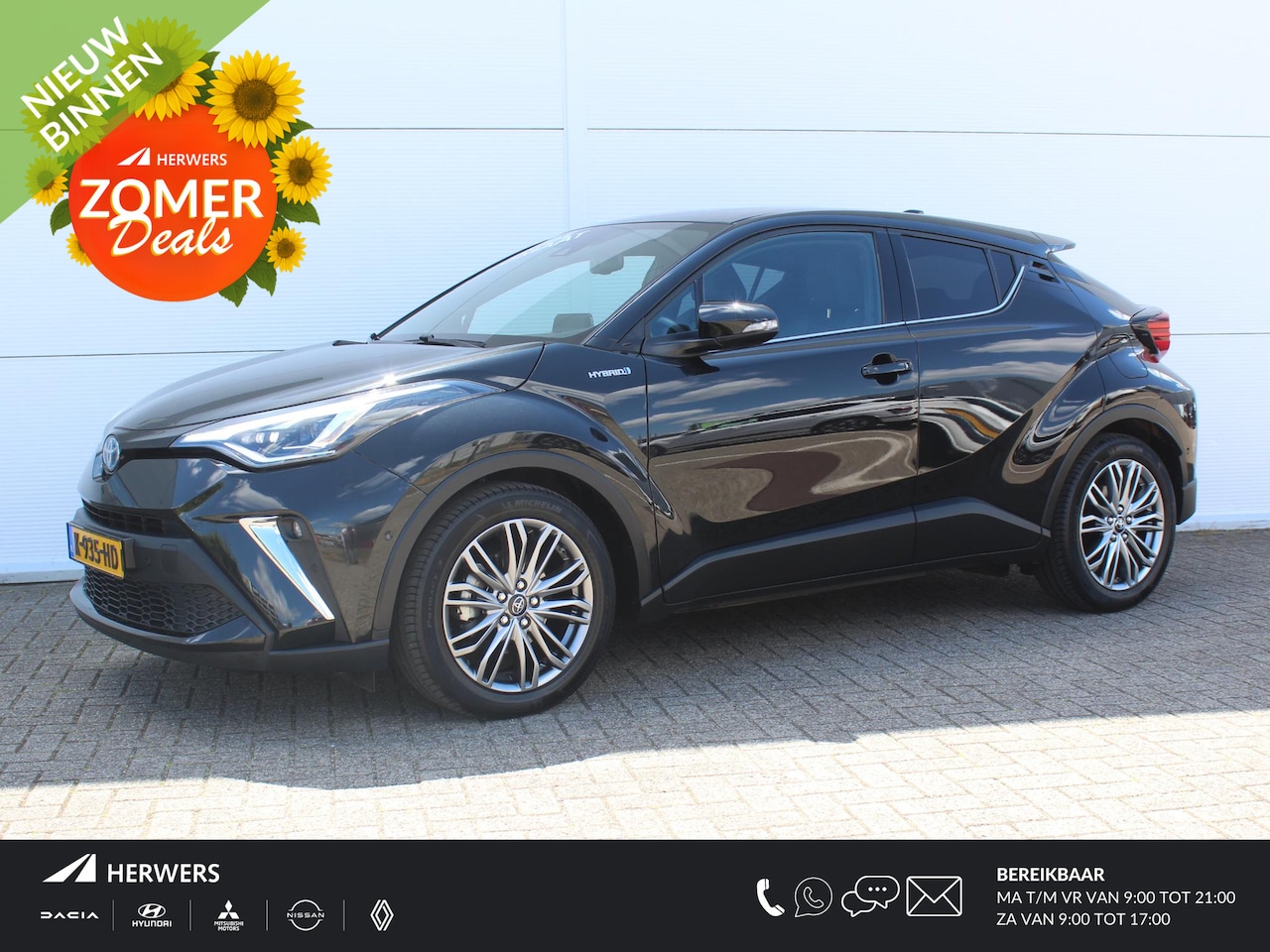 Toyota C-HR - 2.0 Hybrid Executive / Trekhaak Afneembaar / Navigatie + Apple Carplay/Android Auto / Stoe - AutoWereld.nl
