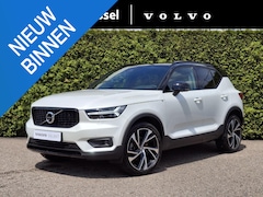 Volvo XC40 - B5 AWD R-Design Panoramadak | Trekhaak | H&K Audio | 360 Camera |