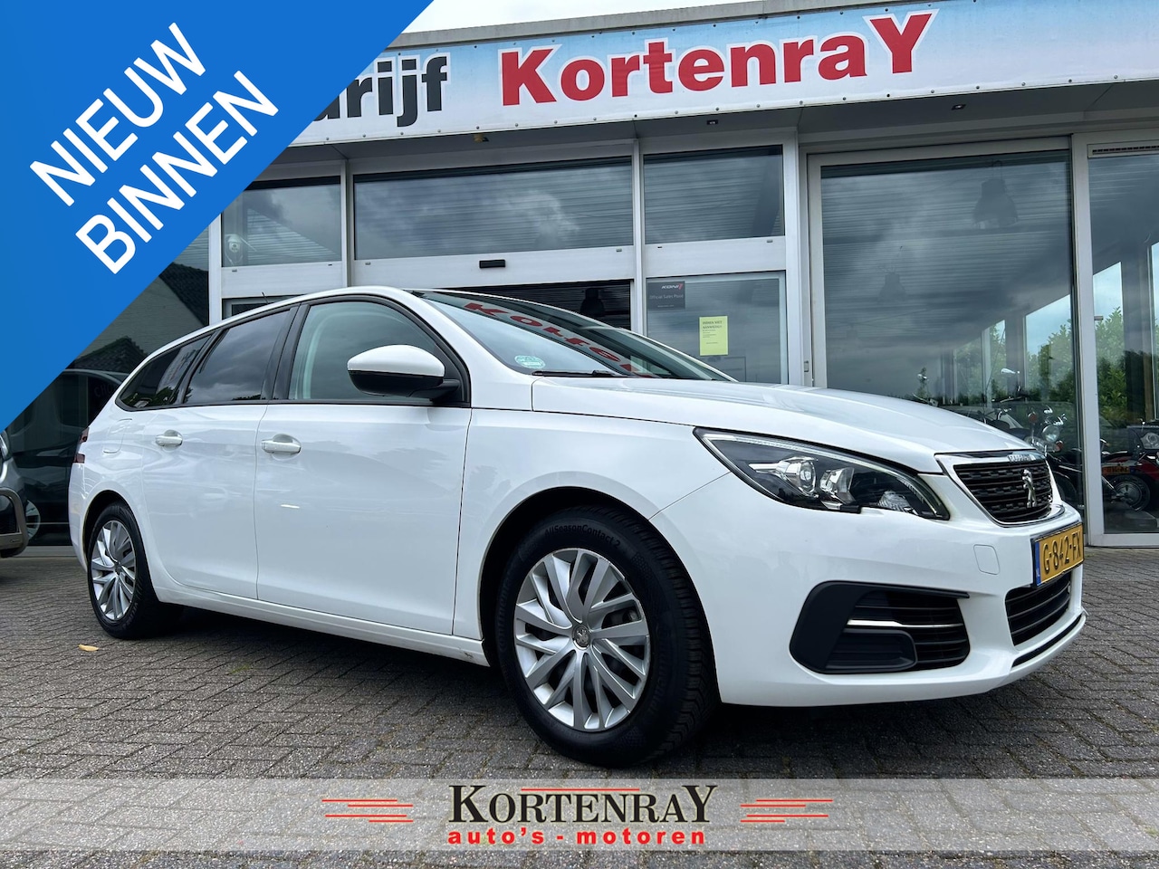 Peugeot 308 SW - 1.2 PureTech Blue Lease airco/cruise control/navigatie/100% dealer onderhouden - AutoWereld.nl