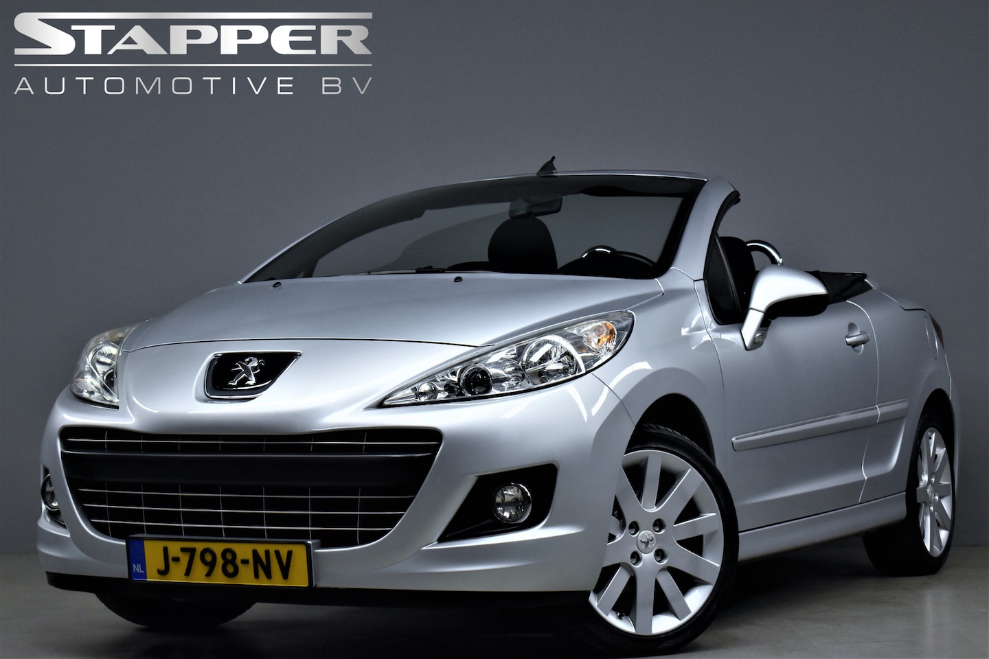 Peugeot 207 CC - 1.6 VTi 120pk Topconditie Navi/Camera/Bluetooth/Airco/Sportstoelen/Lmv - AutoWereld.nl