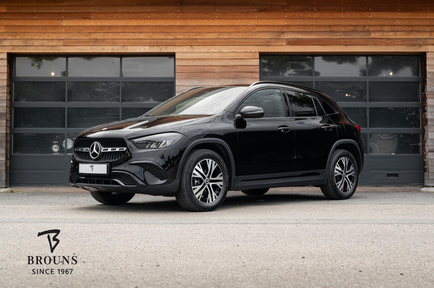 Mercedes-Benz GLA-Klasse - 250 e | Urban Pakket | Panorama | Distronic-ACC | Comfortsleutel | Camera | - AutoWereld.nl