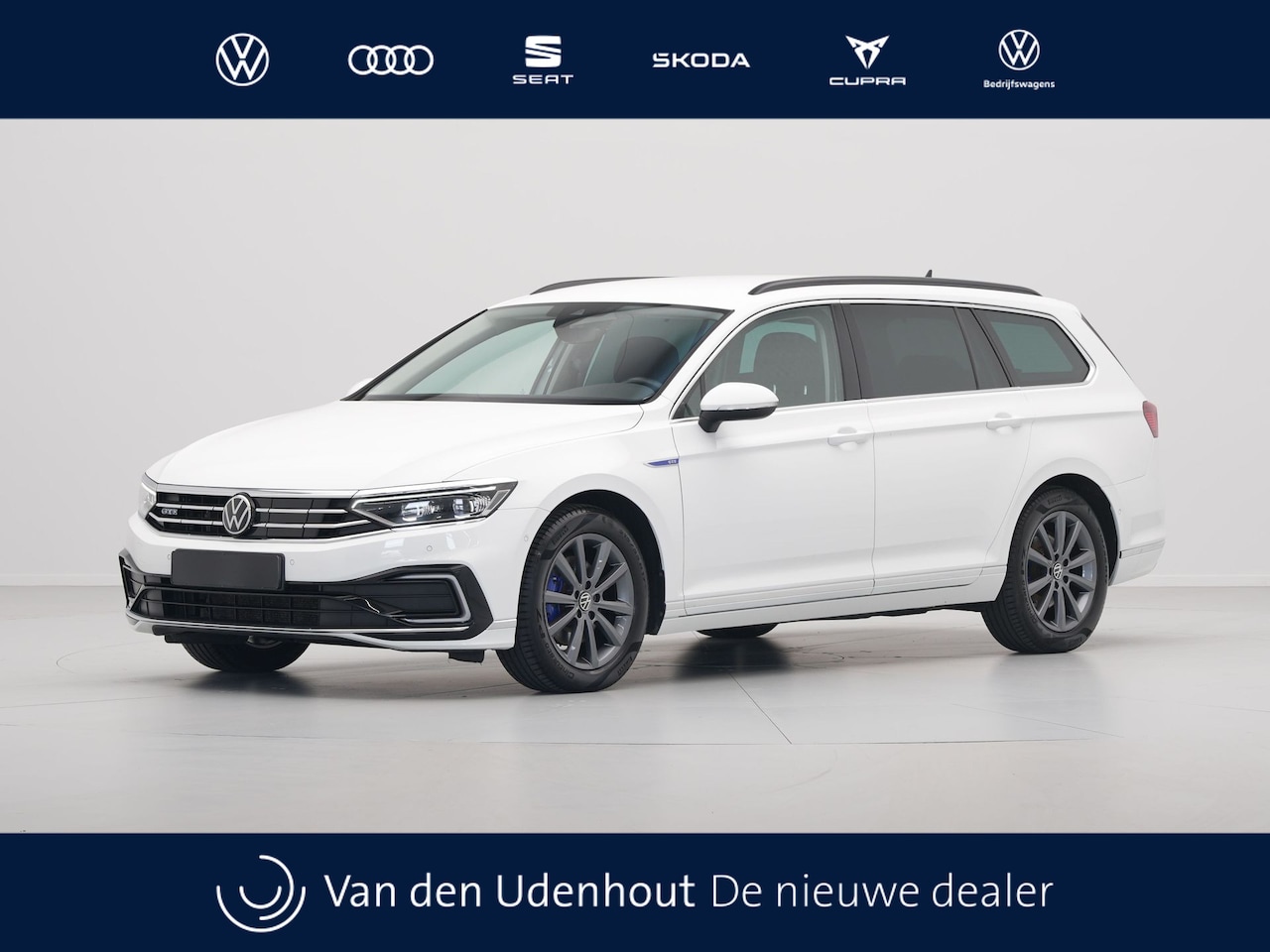 Volkswagen Passat Variant - 1.4 TSI 218pk PHEV GTE Navigatie iQ Light Side Assist Camera - AutoWereld.nl