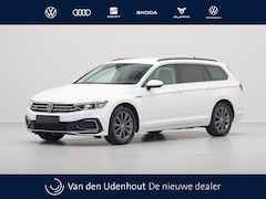 Volkswagen Passat Variant - 1.4 TSI 218pk PHEV GTE Navigatie iQ Light Side Assist Camera