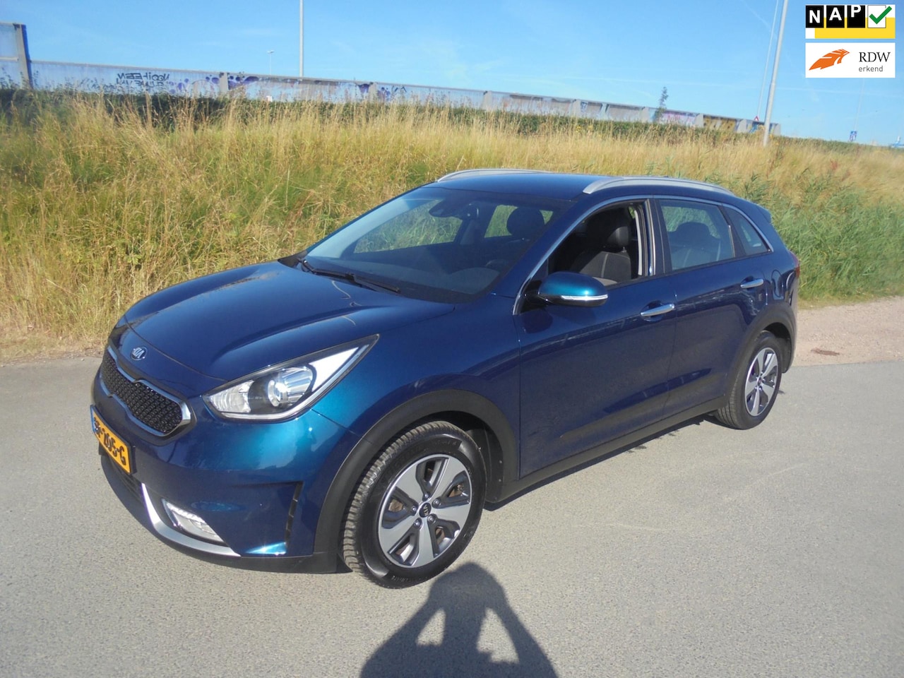 Kia Niro - Kia Niro 1.6 gdi Hybrid automaat airco ecc lmv camera navigatie - AutoWereld.nl