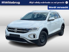 Volkswagen T-Roc - 1.0 TSI 110pk Style / LED / Navigatie / Camera / Stuur & Stoelverwarming / Virtual Cockpit