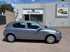 Opel Astra - 1.4 Essentia KM 144398 ZEER MOOI AIRCO 1999E