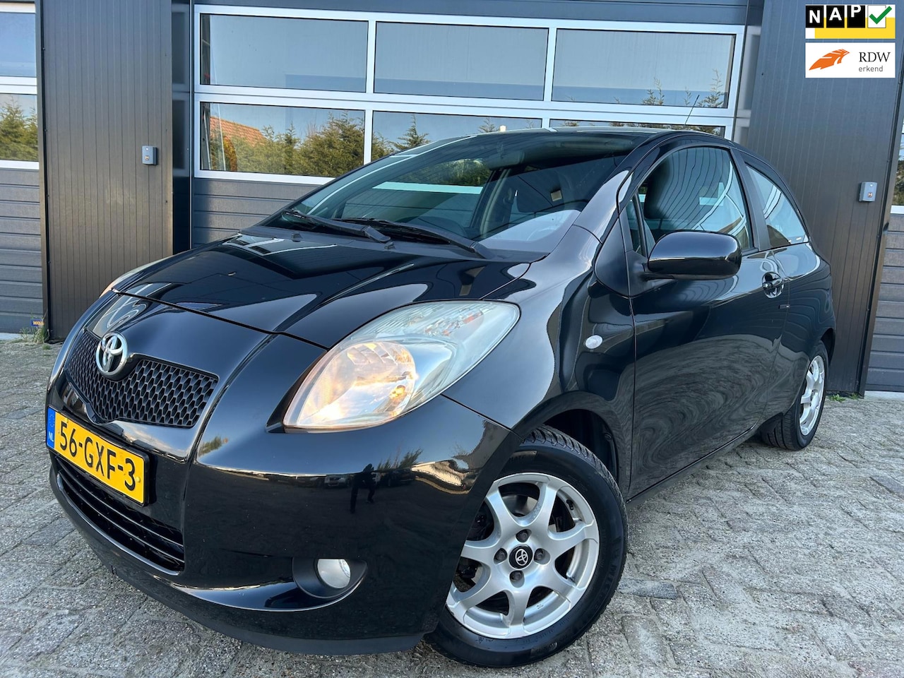 Toyota Yaris - 1.3 VVTi Sol|Nette Auto!| - AutoWereld.nl