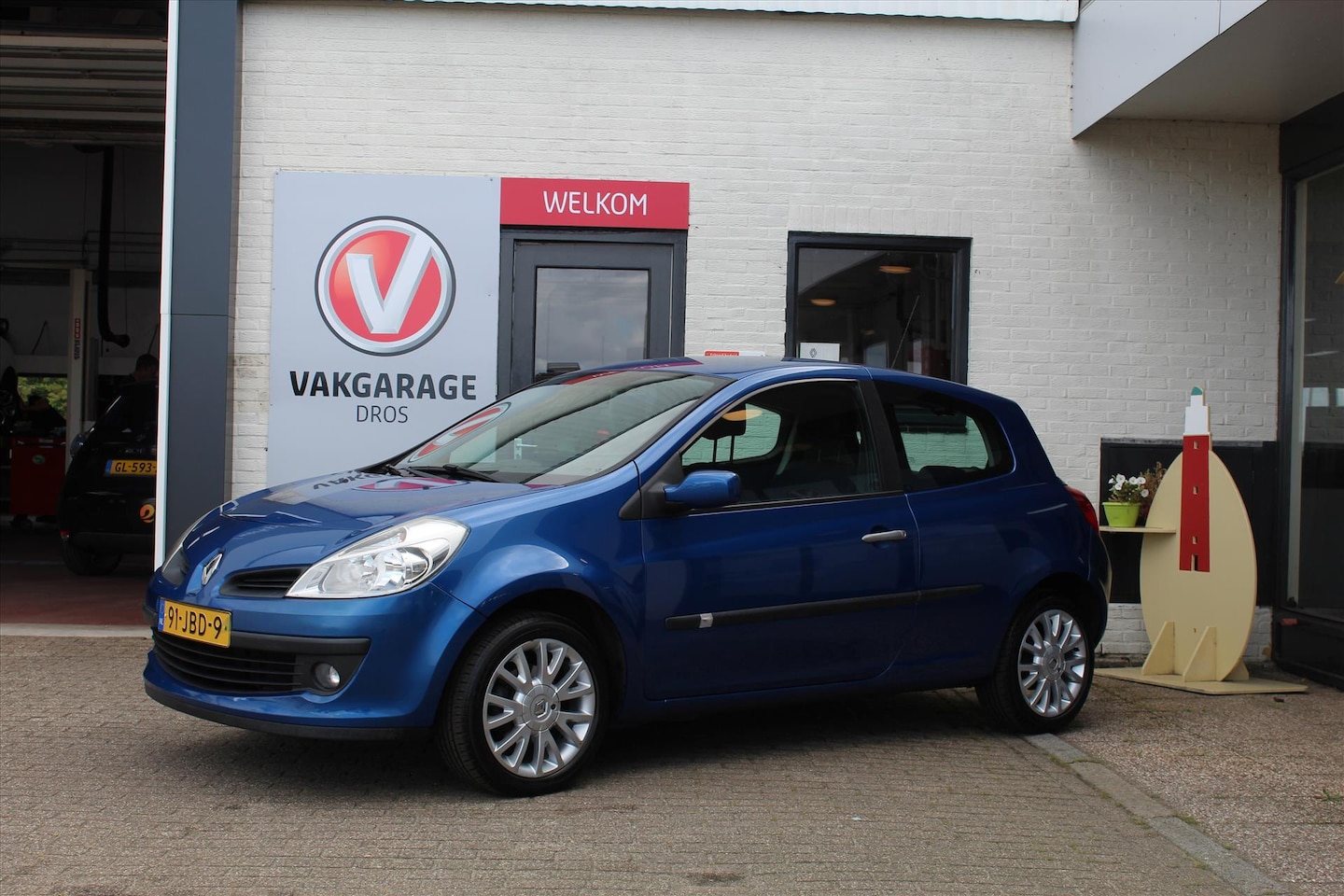 Renault Clio - 1.2-16V Collection 1.2 16V 55KW 3-DRS Collection - AutoWereld.nl