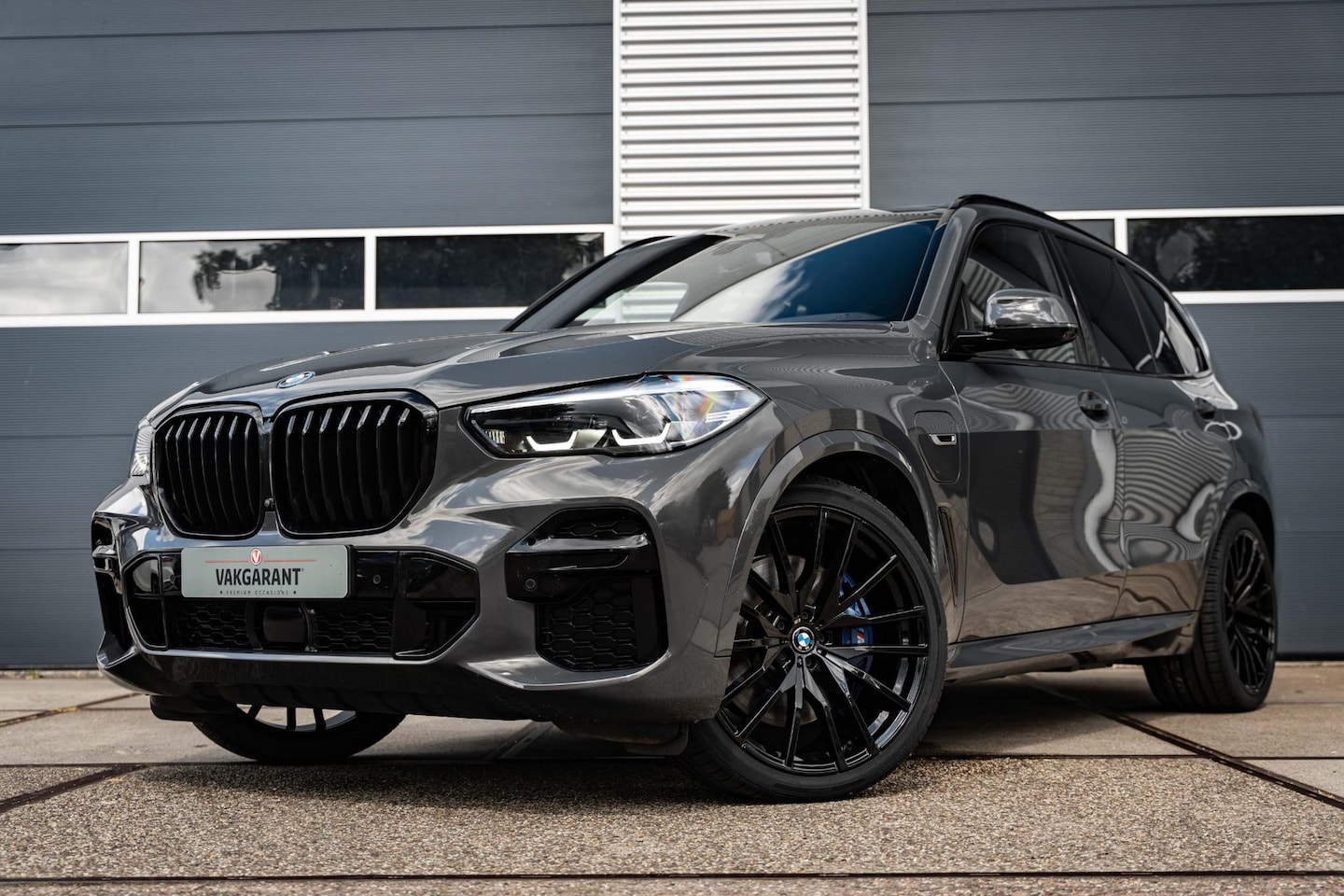 BMW X5 - xDrive45e High Executive |Pano |Soft Close |Achteras besturing |Co Pilot - AutoWereld.nl