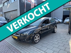 Ford Focus - 1.6-16V First Edition FRIKANDEL VAN DE WEEK Airco NAP APK