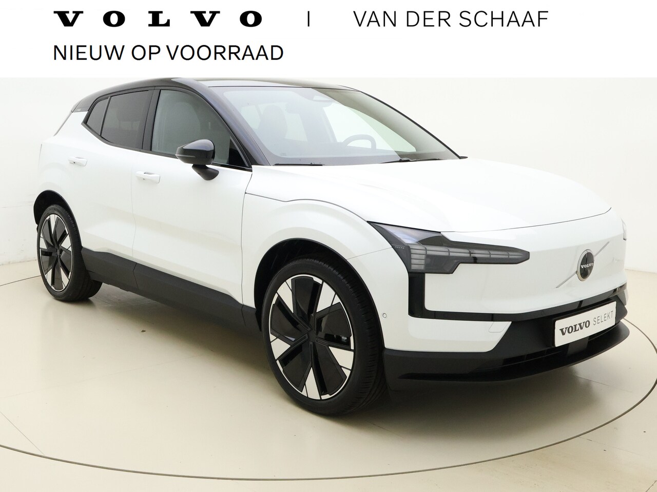 Volvo EX30 - Extended Range Ultra 69 kWh /  € 6.000,- Voorraadkorting / NIEUW 10km! / Mist interieur / - AutoWereld.nl