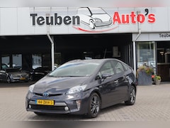 Toyota Prius - 1.8 Plug-in Executive Business Navigatie, Climate control, Trekhaak, Cruise control, Stoel