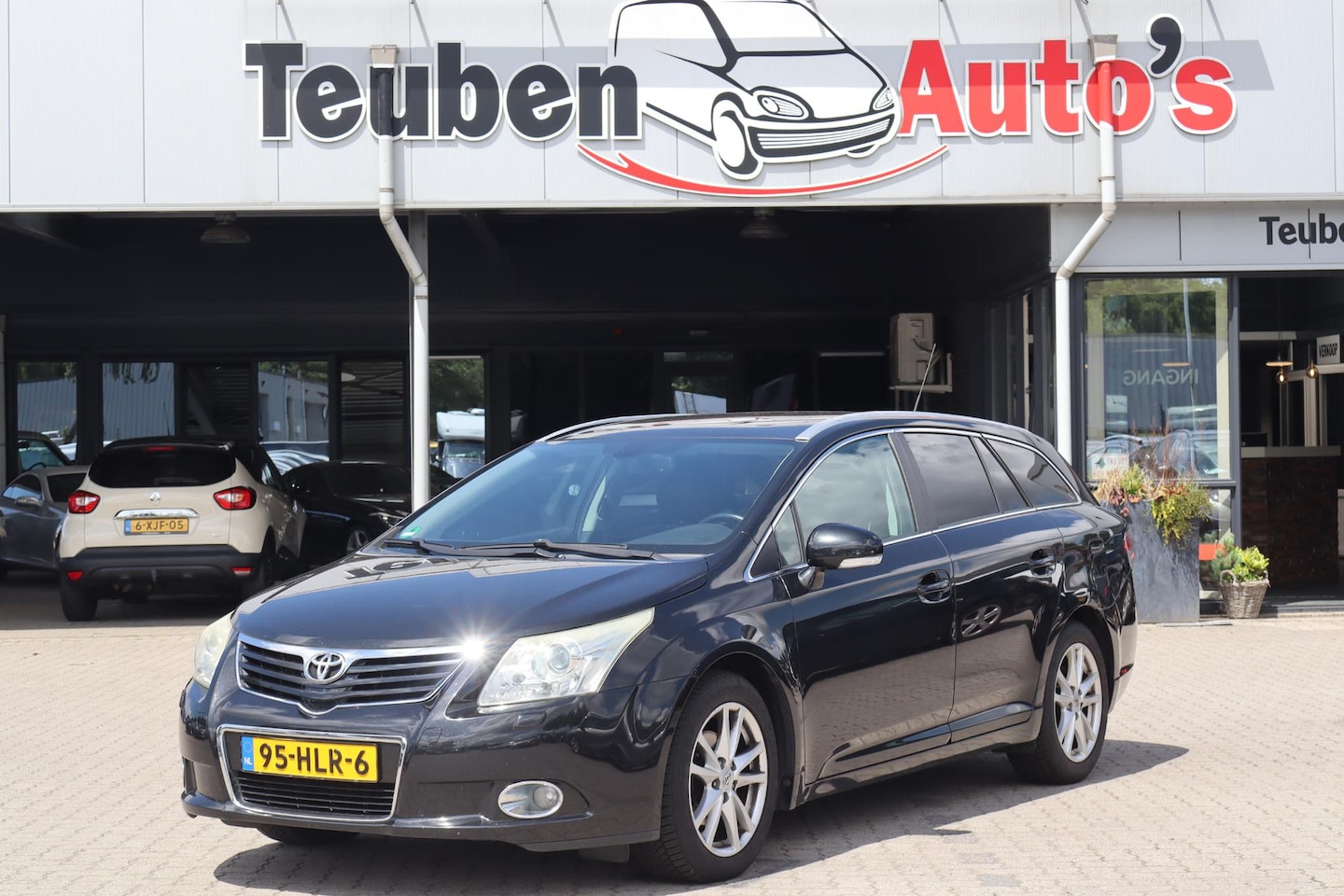 Toyota Avensis Wagon - 2.0 VVTi Executive Business Navigatie, Panoramadak, Stoelverwarming, Lederen interieur, Cr - AutoWereld.nl