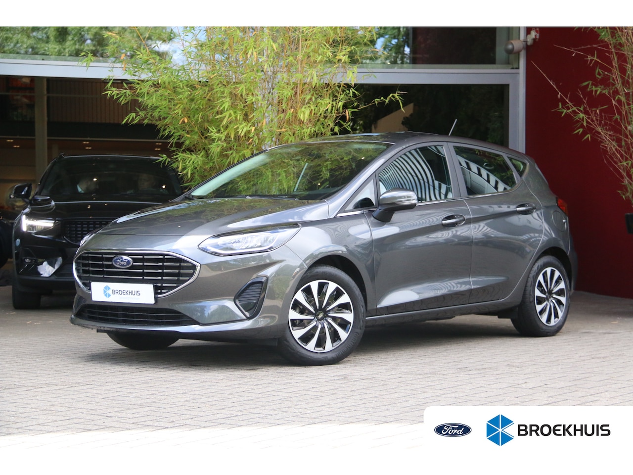 Ford Fiesta - 1.0 EcoBoost Titanium | Stuur/stoelverwarming | CarPlay | Parkeersensoren | Draadloze lade - AutoWereld.nl