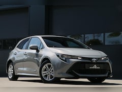 Toyota Corolla - 1.8 Hybrid Business Adaptive Cruise AppleCarplay Camera LaneAssist Navi CementGrey 133000K