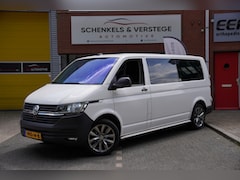 Volkswagen Transporter - 2.0 TDI L2H1 30 DC Highline / Nieuwe velgen en banden / Automaat / Cruise / Camera / Trekh