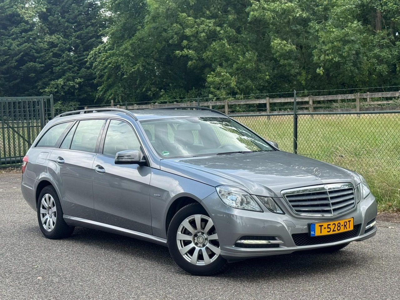 Mercedes-Benz E-klasse Estate - 200 CGI Elegance /Airco/Navi/Trekhaak/ - AutoWereld.nl