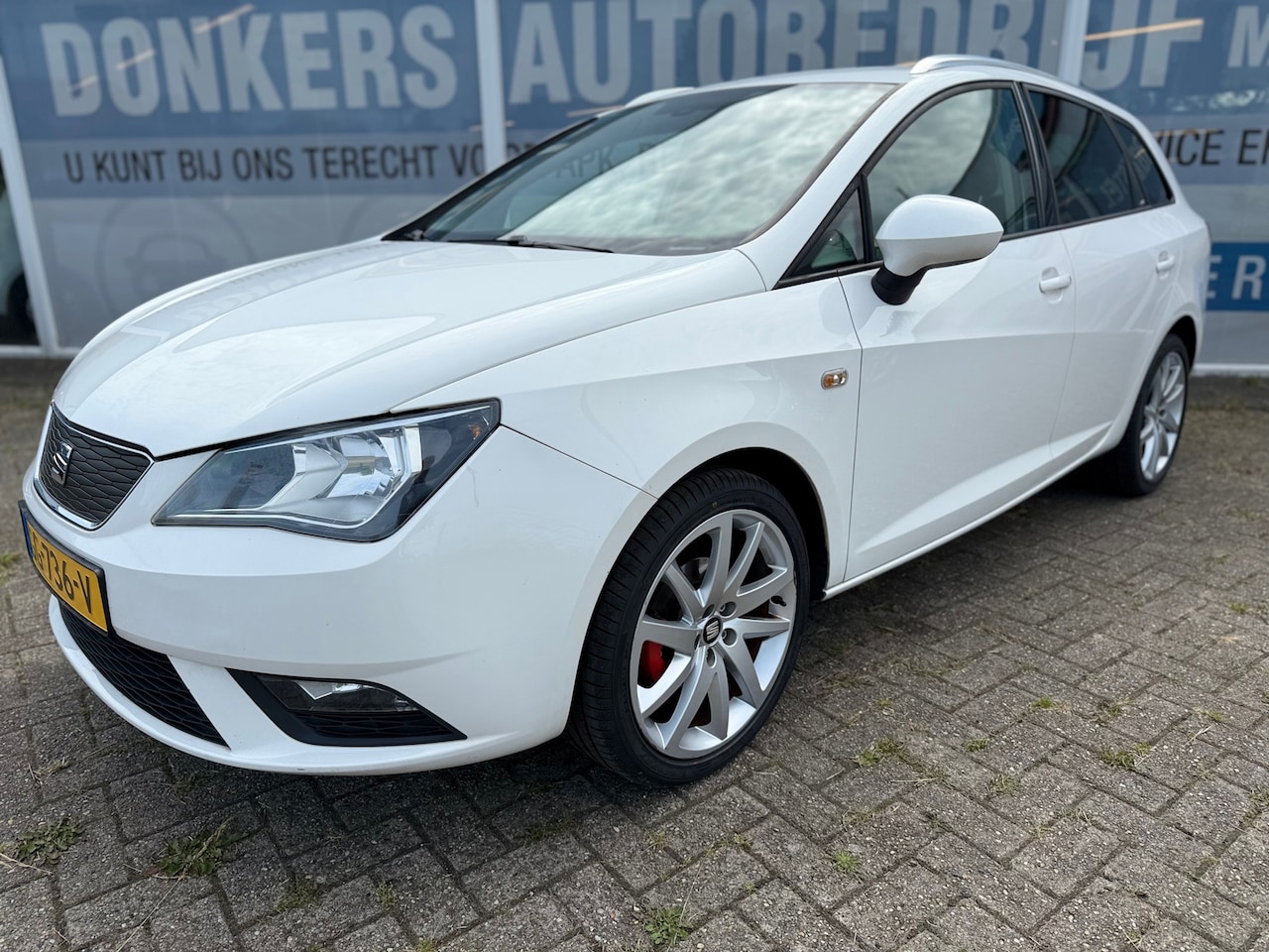 SEAT Ibiza ST - 1.2 TSI FR Dynamic 1.2 TSI FR Dynamic - AutoWereld.nl