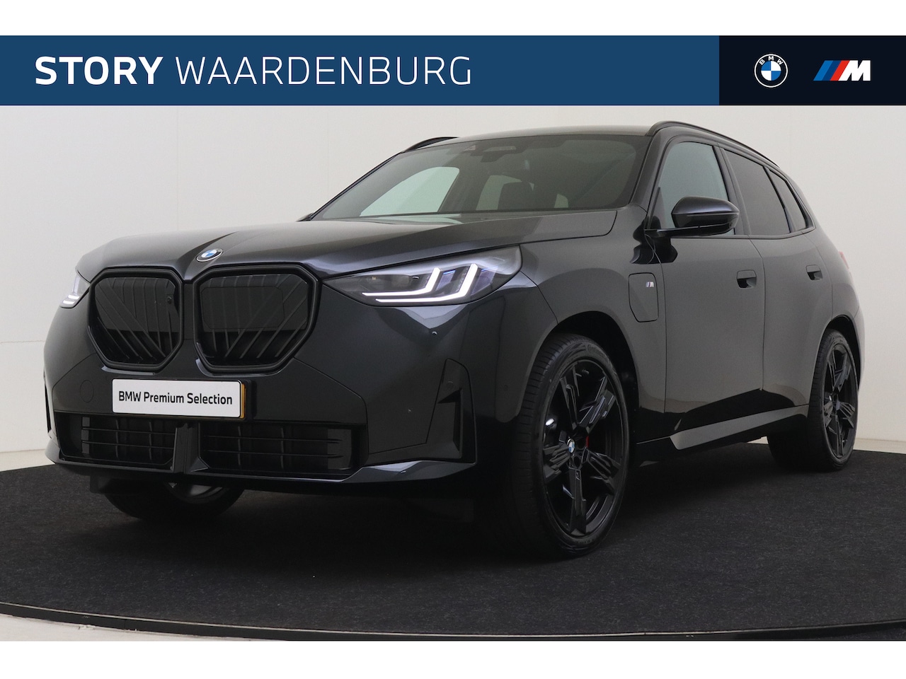 BMW X3 - xDrive30e M Sport Automaat / Panoramadak / Trekhaak / Sportstoelen / Adaptieve LED / Parki - AutoWereld.nl