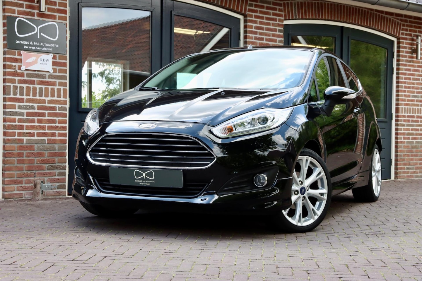 Ford Fiesta - 1.0 EcoBoost Sport | NAVIGATIE | CLIMATE CONTROL | STOELVERW. | 2E EIGENAAR - AutoWereld.nl