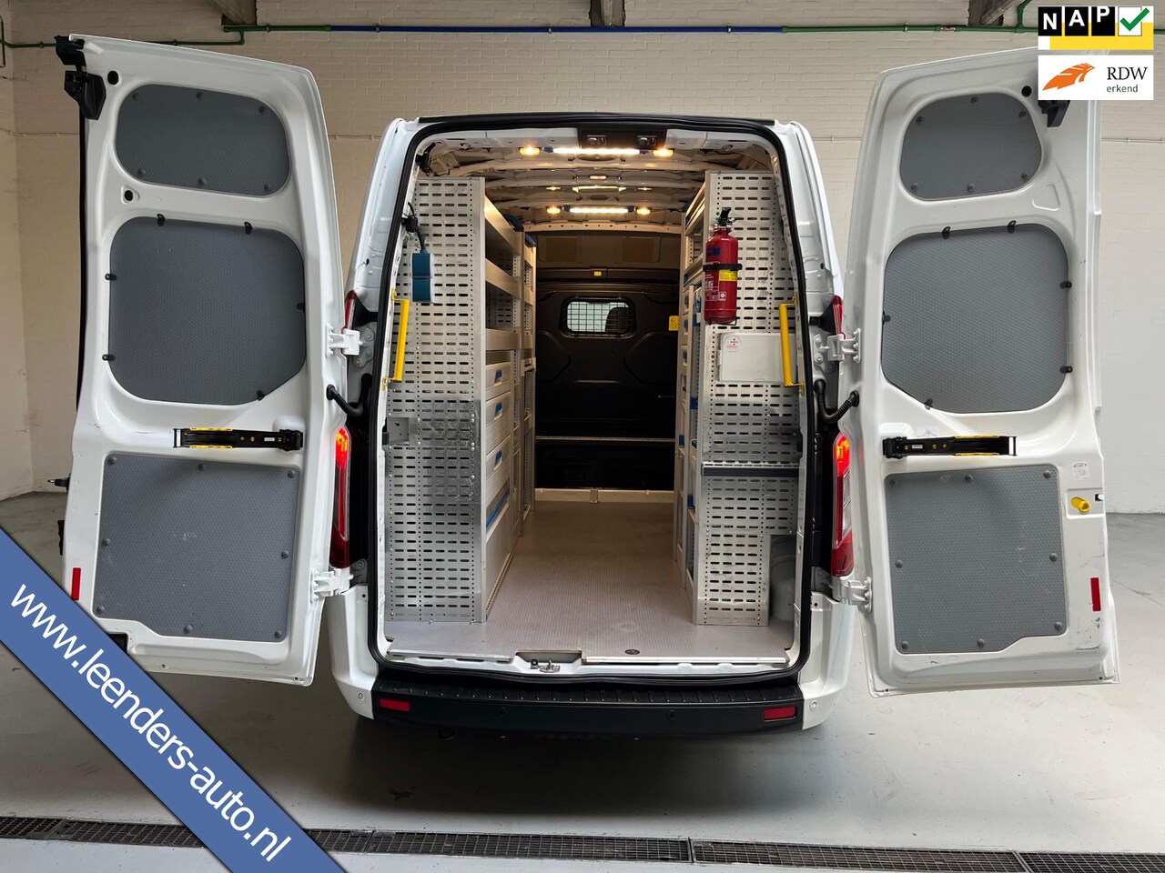 Ford Transit Custom - SERVICEWAGEN LANG/ HOOG 320 2.0 TDCI EURO6 L2H2 3ZITS, TREND, SORTIMO INRICHTING ,V230 OMV - AutoWereld.nl