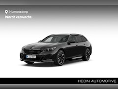 BMW 5-serie Touring - 530e | M-Sport Pro | 21'' | Panorama. | Harman/Kardon | Elek. stoel. + vent. | Trekhaak |