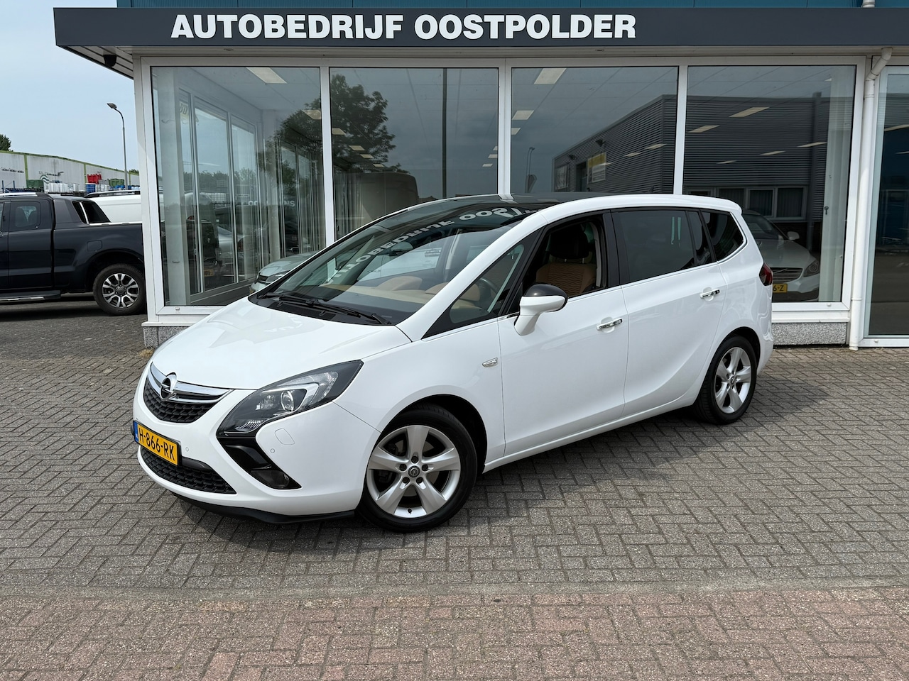 Opel Zafira Tourer - 1.4 Cosmo 7 Persoons - AutoWereld.nl