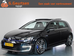 Volkswagen Golf - 1.4 TSI GTE, Panoramadak, Volleder, Navigatie, Apple Carplay/Android Auto
