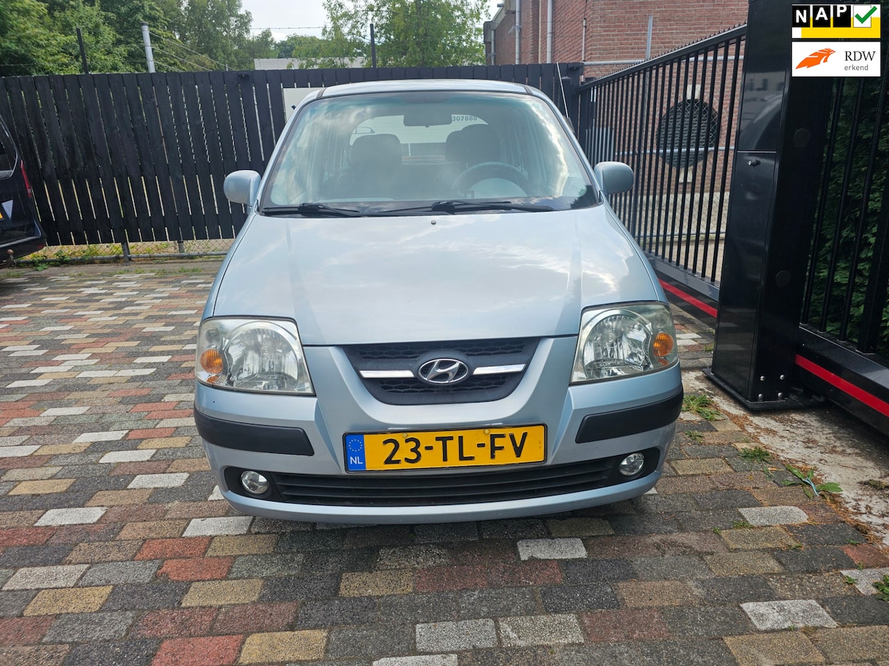 Hyundai Atos - 1.1i Dynamic Cool 2006 AUTOMAAT Airco Lage Km - AutoWereld.nl